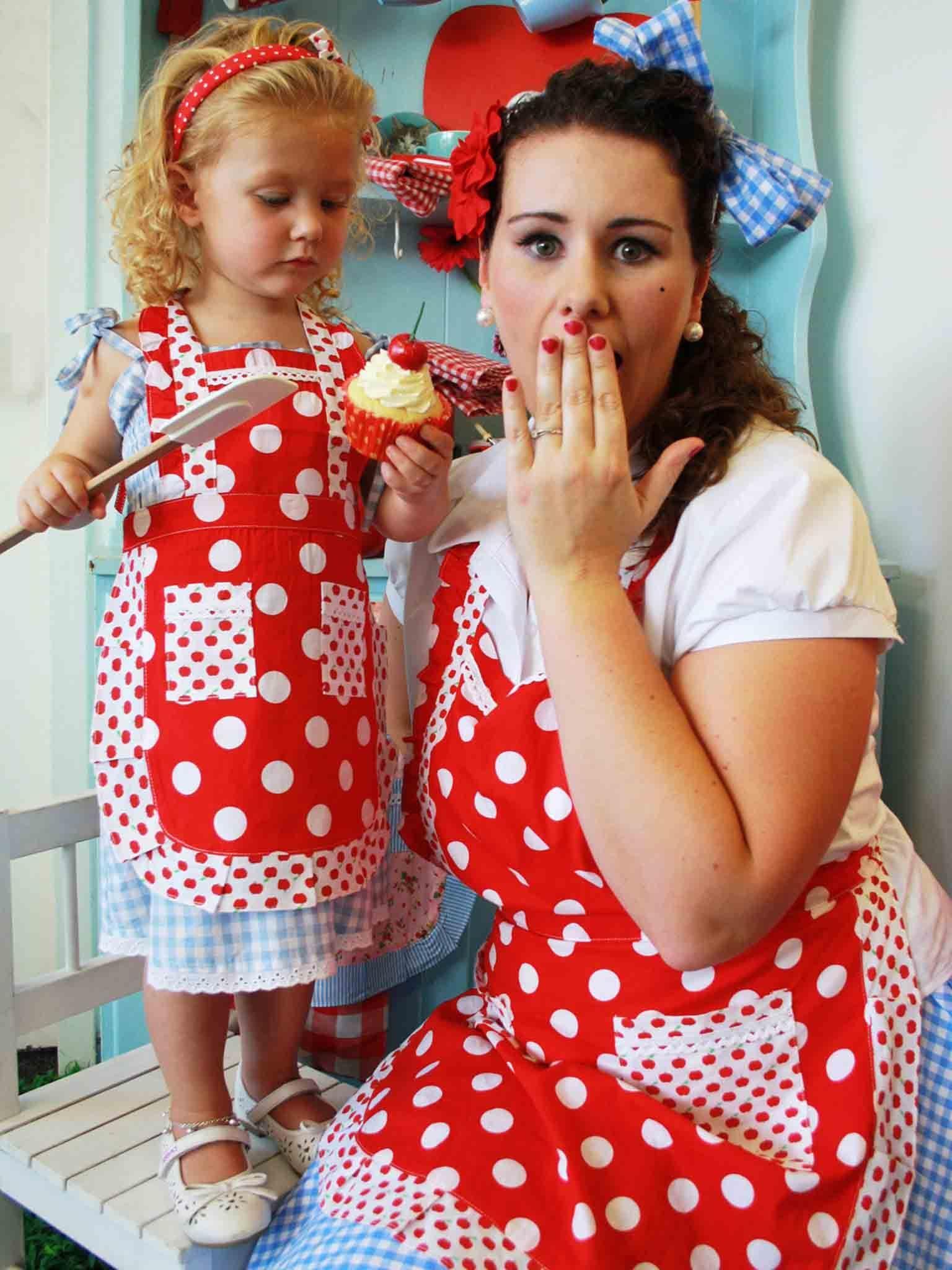 Cookie Apron Red Dot, Accessories - Oobi Girls Kid Fashion